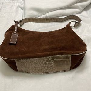 Beautiful Brown Tommy Hilfiger Purse